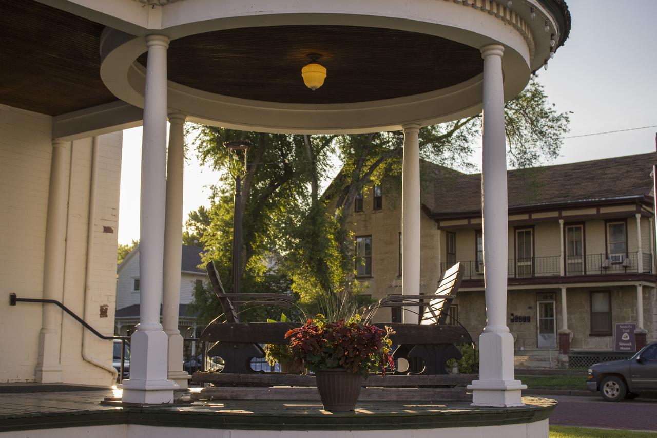 The Cottage House Council Grove Εξωτερικό φωτογραφία